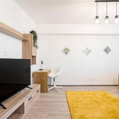 Carol New Building With Balcony Apartment Bucharest Exterior photo